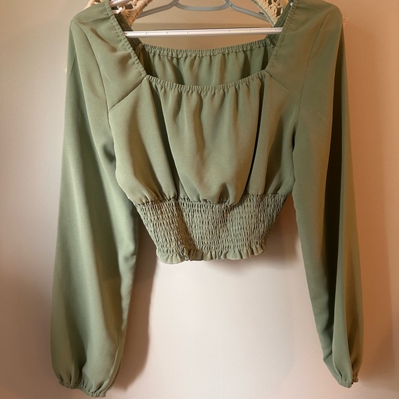 Tops - Elegant Green Women's Top